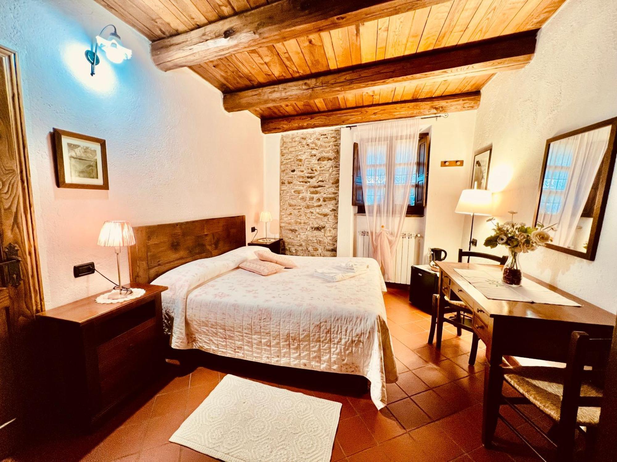 Agriturismo Montagna Verde Apella Licciana Nardi Exteriör bild