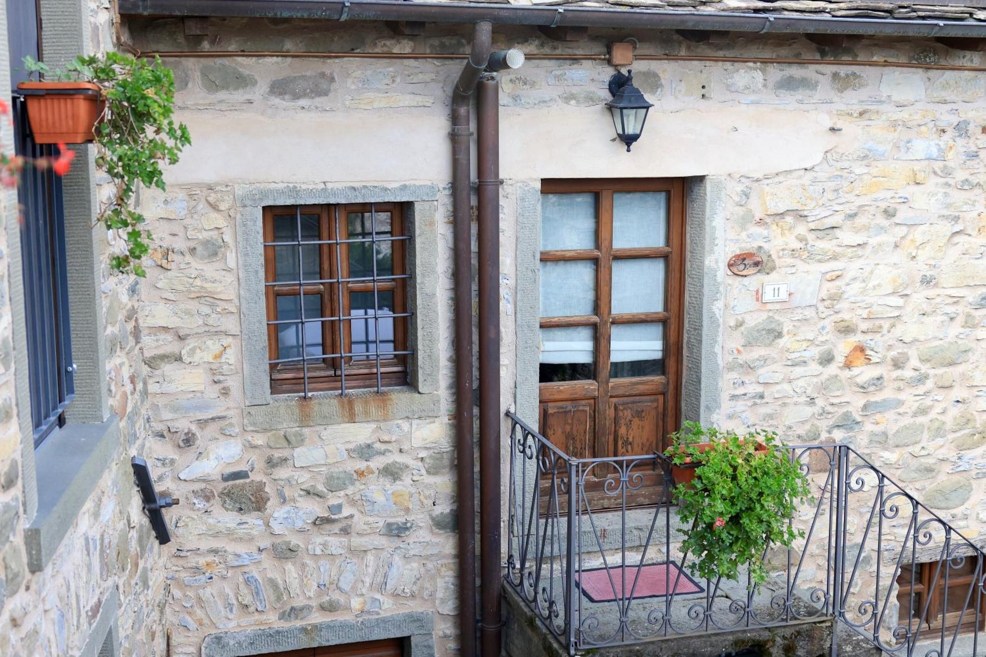 Agriturismo Montagna Verde Apella Licciana Nardi Exteriör bild