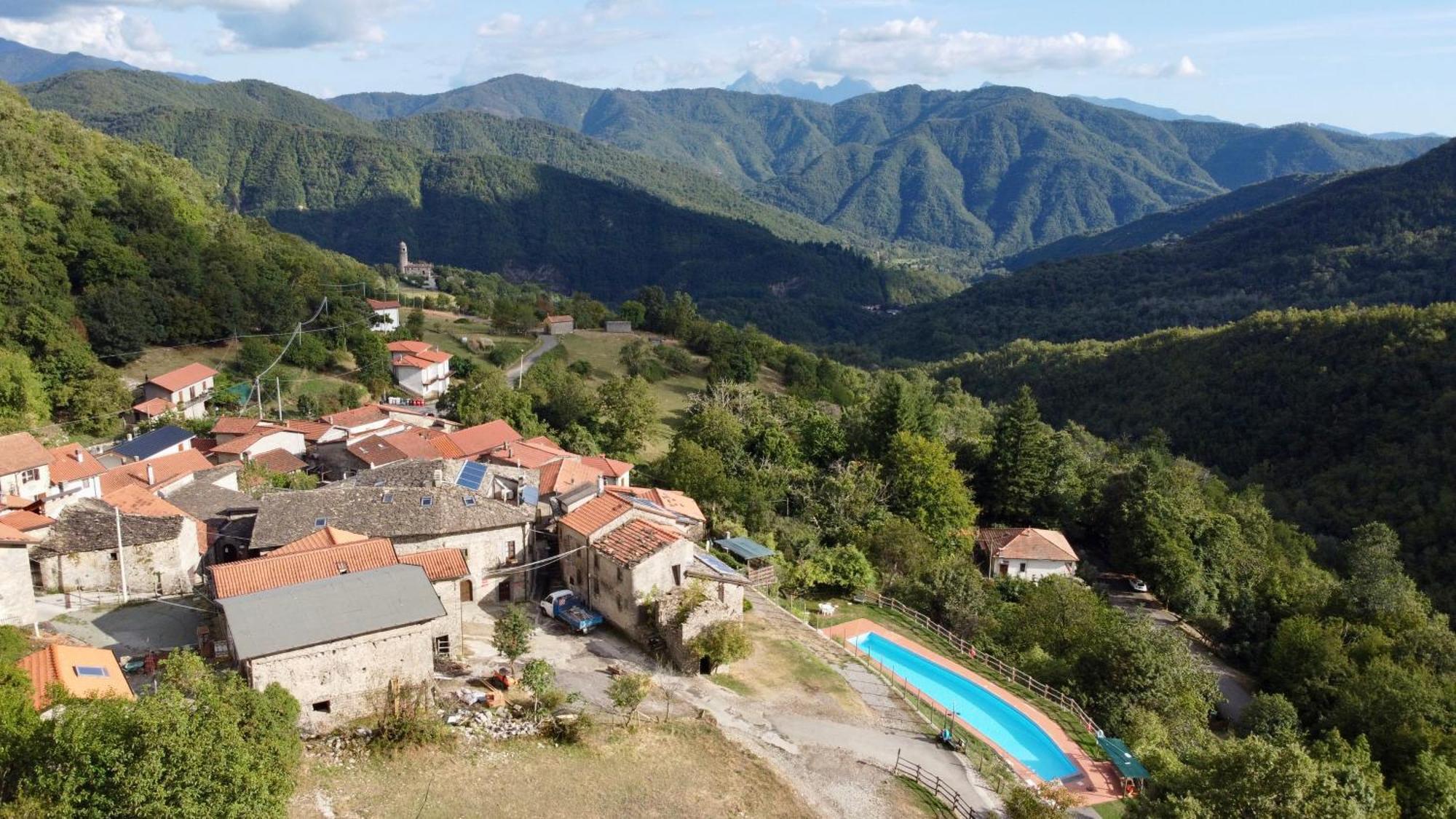 Agriturismo Montagna Verde Apella Licciana Nardi Exteriör bild