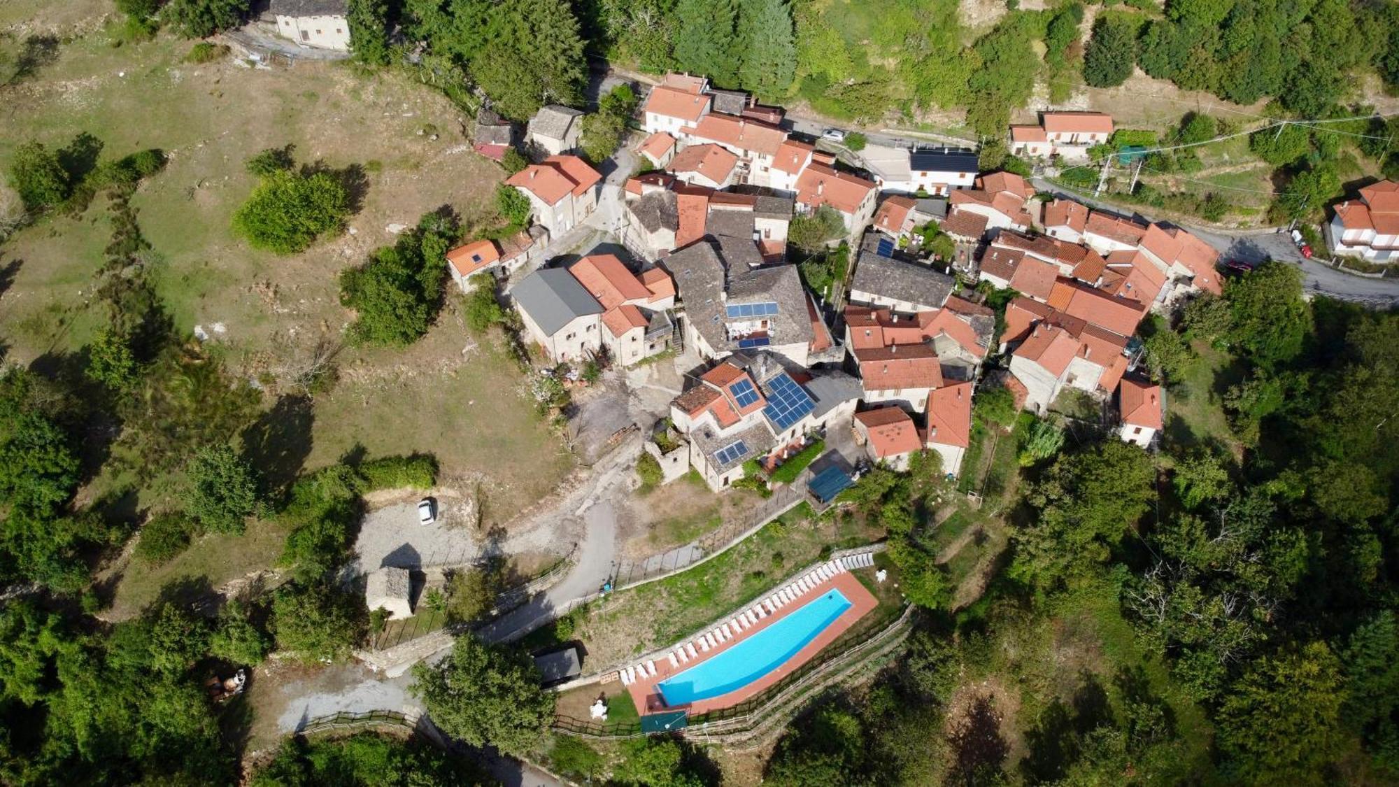 Agriturismo Montagna Verde Apella Licciana Nardi Exteriör bild
