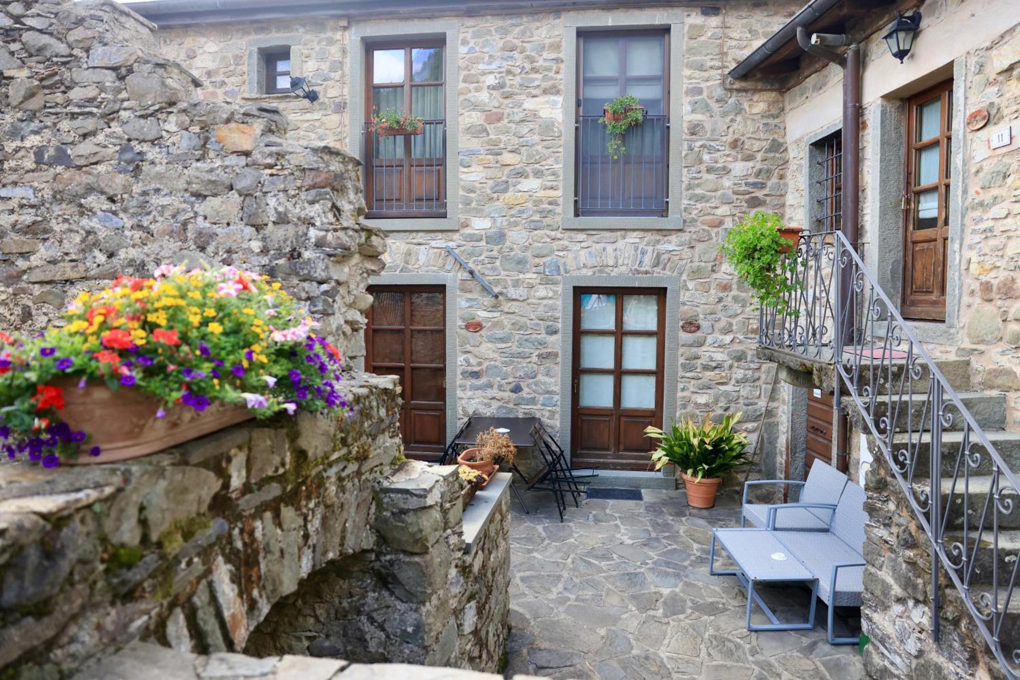 Agriturismo Montagna Verde Apella Licciana Nardi Exteriör bild