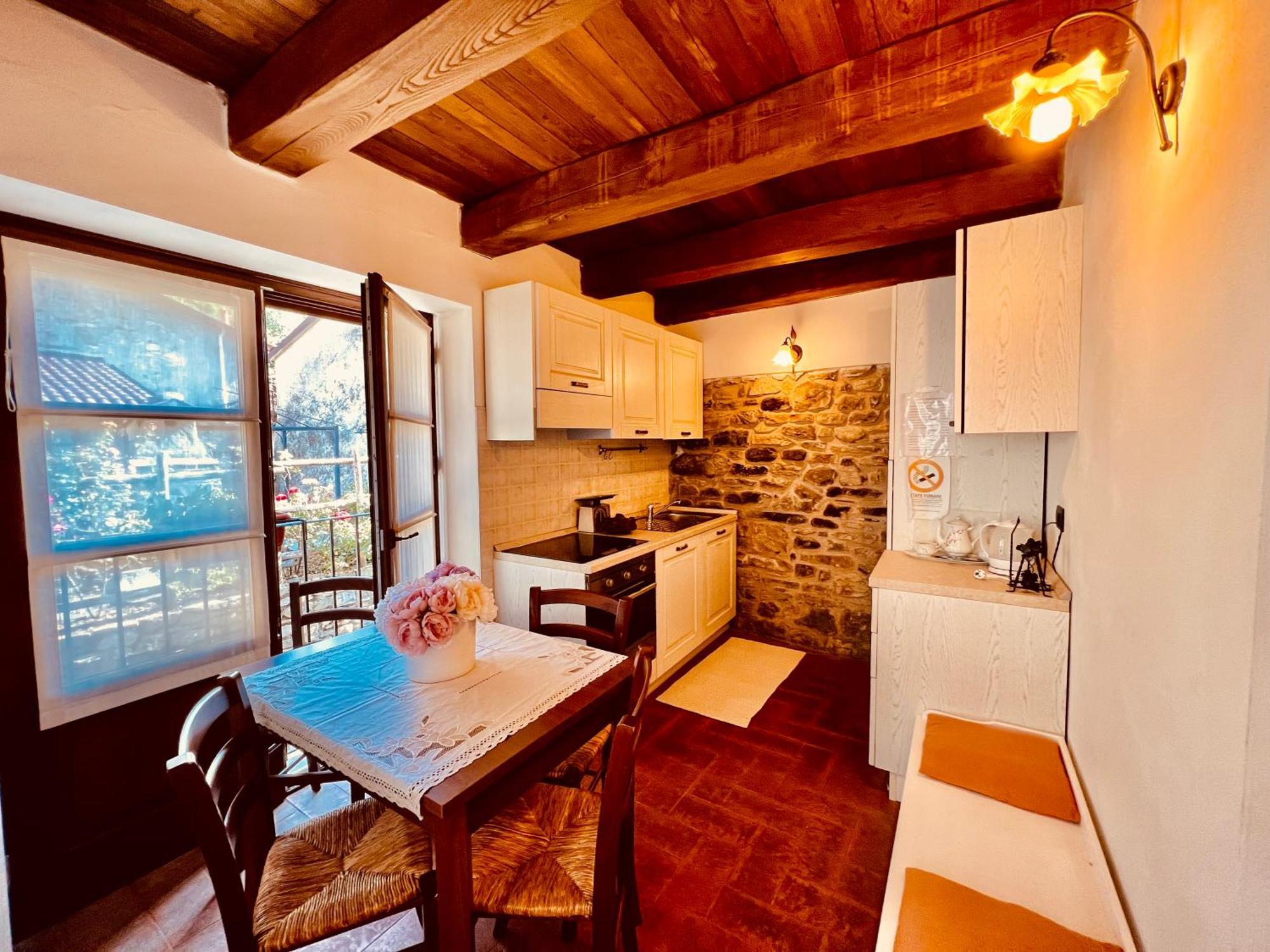 Agriturismo Montagna Verde Apella Licciana Nardi Exteriör bild